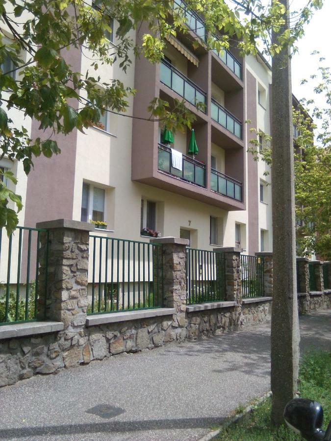 Kis Janos Apartman Шопрон Екстер'єр фото